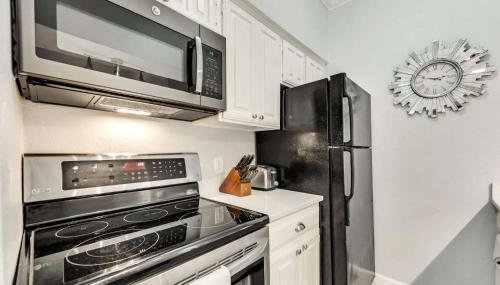 1BD Pool DFW South Irving I46 - Foto 3