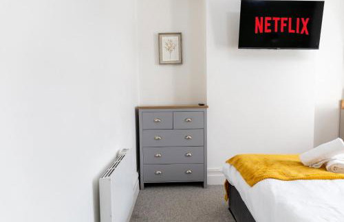 Bay City Studio Apartments - Foto 13