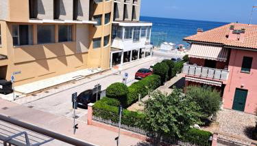 Casa HAPPINESS vista mare, 50m dal mare - Foto 3