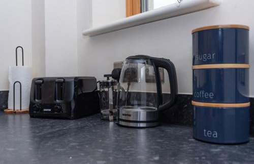 2-Bed Duplex Apartment | Sleeps 6 | Ideal for Contractors, NHS & Tourism Guests - Foto 15