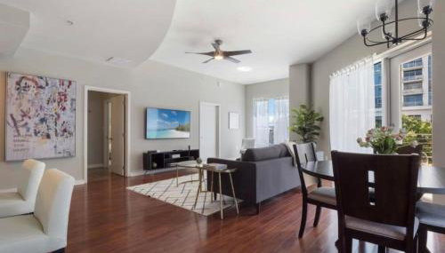 Extra Large 1 Bdrm Condo & Gym - Foto 2