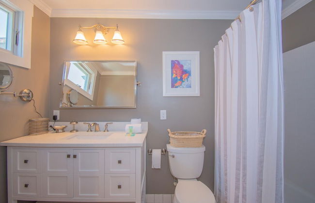 5 Bed Sleeps 12 With Water Views - Photo 22