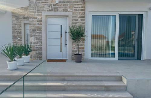 Luxury Villa Michelle - Photo 25