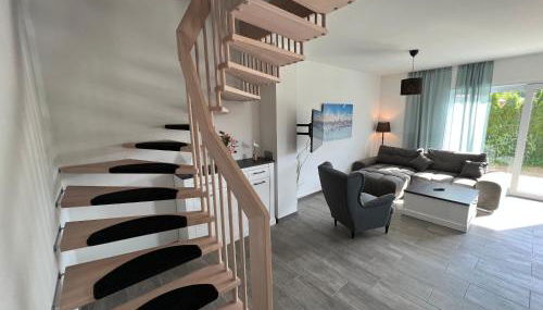 Doppelhaushälfte mit Terrasse - Foto 4