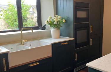 Lewis Lodge - Stunning & Exclusive Luxury Home in the Heart of Ballater, Royal Deeside - Foto 6