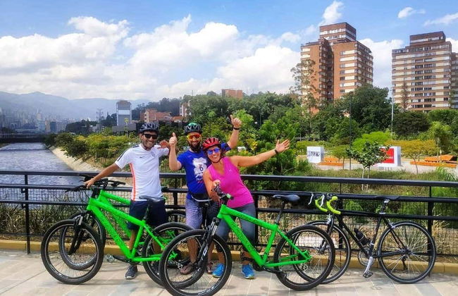 Tour en bicicleta por Medellín - Foto 6