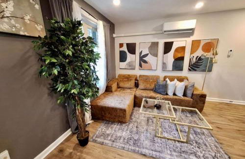 Bi-Level 3 BR plus Finished Basement that Sleeps 12 - Foto 1