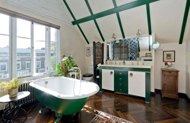 Stylish 5 Bed House in St John s Wood Maida Vale - Photo 4