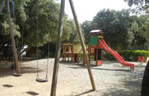 Bungalow accueillant avec jardin à Orgnac-l'Aven - Foto 17