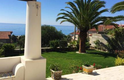 Spacious house with jacuzzi in Brancaleone Marina - Foto 33