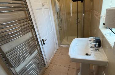 The Bungalow - Photo 57