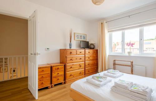 Cheerful 2-Bedroom house with Private parking - Pass the Keys - Foto 6