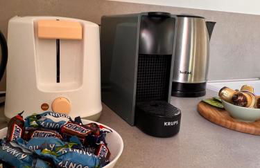 Les Agnettes - Paris Metro - Wifi - Parking - Tout équipé - Foto 10