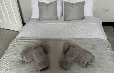 Lowther Apartment - 2 Bedrooms - Sleeps 4 - Photo 10