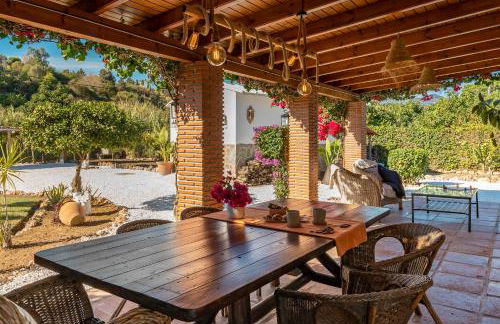 Villa con piscina cerca de la playa - Photo 9