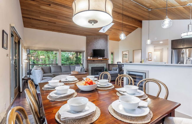 Windswept by Avantstay Water Views, Covered Deck, Walk to the Beach - Photo 12