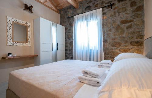 Exohiko Stone House - Photo 3