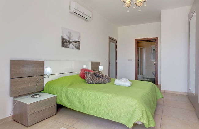 Fabulous LUX APT inc Pool, Sliema Upmarket Area - Foto 2