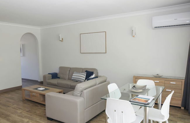 Smugglers on the Beach - Foto 41