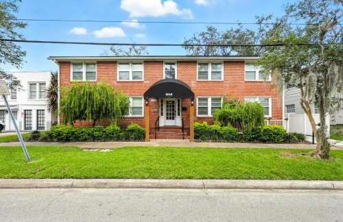 Sleek 2 BR Condo - 2 block from San Marco - Foto 27