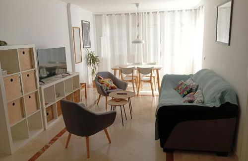 Piso Centrico 1.5km Playa con gran terraza +vistas - Foto 8