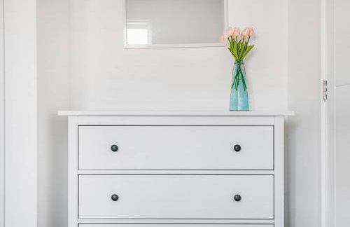 Contemporary 3 Bedroom home in Launton Village - close to Tythe Barn, Bicester Shopping & Bicester Heritage - Foto 8