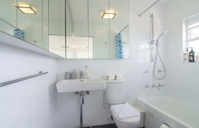 Bright 1 Bedroom Studio With Amazing City Views - Foto 14