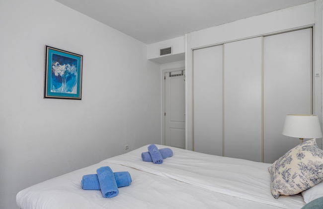 2 bedroom Apartment in Marbella with swimming pool - Photo 14