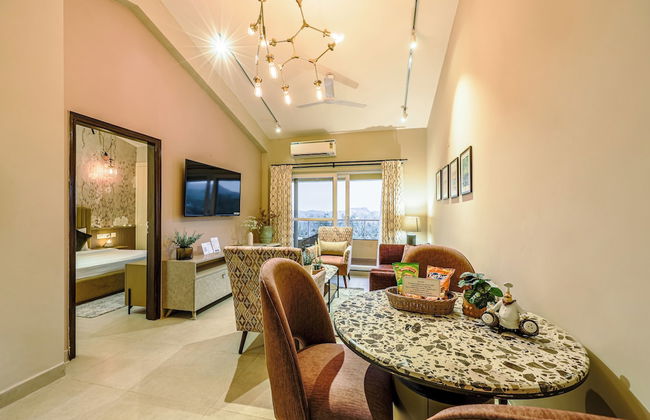 Alaya Stays Veera Serina 3 BHK with Pool - Foto 33