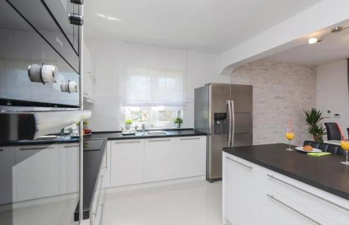 Four-Bedroom Holiday Home In Suhovare - Foto 28