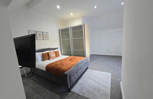 Luxury 5-Bedroom Peaceful, Modern Family-Friendly - Foto 19