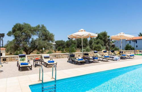 Newly Renovated Villa 4 Seasons with BBQ, private pool, ping pong and football table - Foto 15