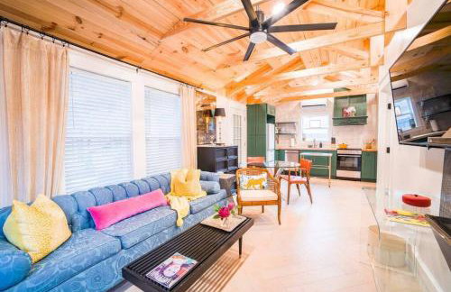 SweetSuiteCullman-couples retreat tiny home dwntwn - Foto 39