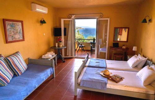 The Yellow Houses - Photo 7