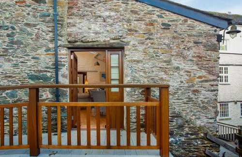 Mill Balcony - Photo 2