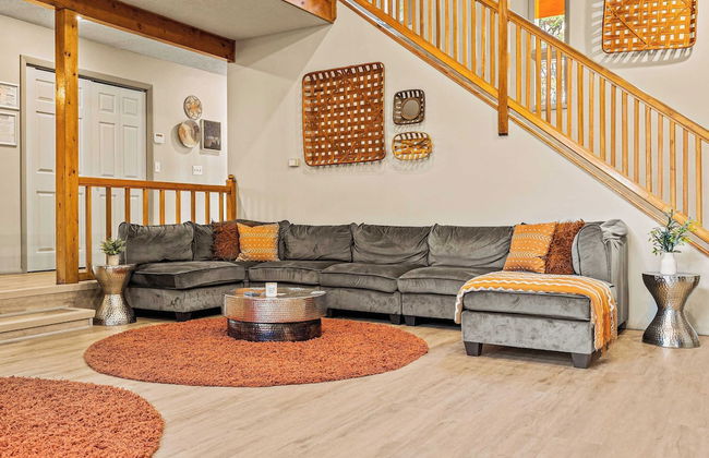 Emerald Bluff by Avantstay Lake Views, Deck, Fire Pit, Game Room - Photo 10