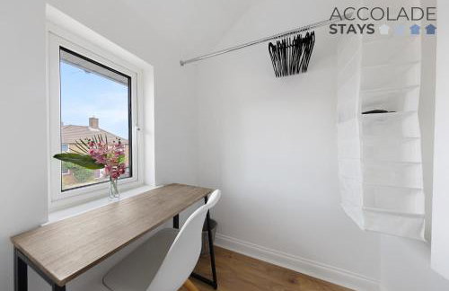 3 bed, 2 Bath, Sleeps 6, with Free Parking & WiFi, ideal for contractors and families - Foto 22