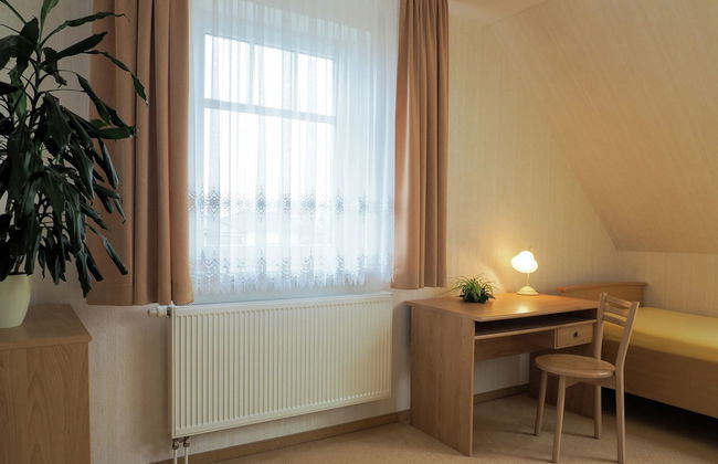 Modernes Apartment in Kuehlungsborn mit Garten - Foto 2