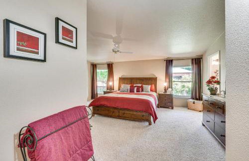 Waterfront Shady Cove Home with Fishing Deck! - Foto 17