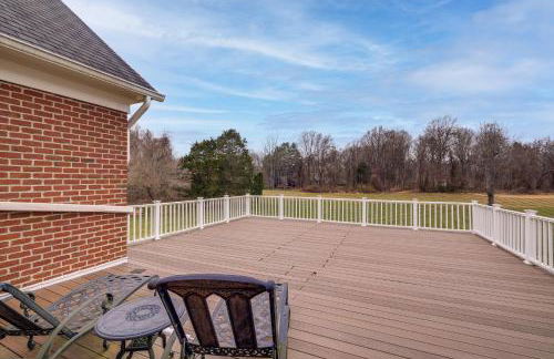 Game Rooms and Gym! Luxe Great Falls Estate - Foto 40