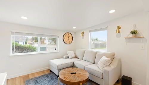 Cozy Bungalow Home 2br, 1ba - 9 min to Tacoma Dome - Foto 5