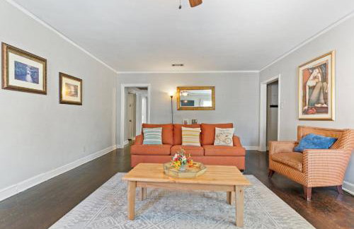 Breezy like Sunday Morning- Close to Everything! - Photo 29