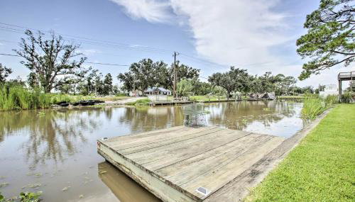 Theriot Camp Outdoor Dreaming Retreat with Dock! - Foto 3