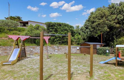 Beautiful Home In Bessas - Photo 19