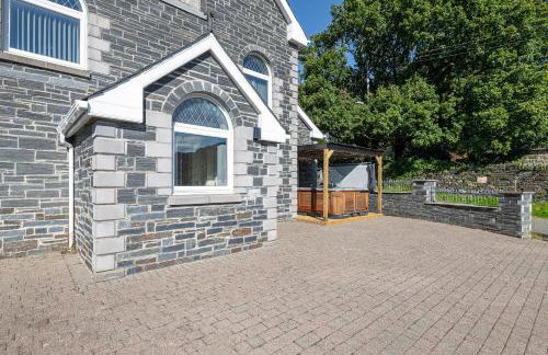 Hot Tub, 3 Bedroom Retreat, Near Snowdon, WIFI, Parking, Sleeps 6 - Foto 51