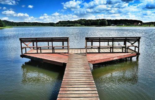 Cottage by Ostrowieckie Lake with Private Beach - Foto 32