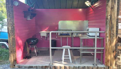 Bateau sur terre près du bassin - Foto 3