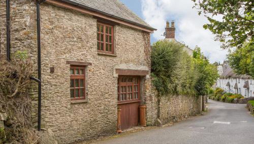 The Coach House - Photo 3