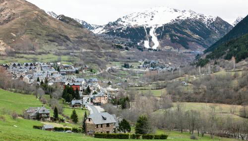 Gessa Luxury Apartments - parking y guardaski en Vall de Ruda - Foto 3