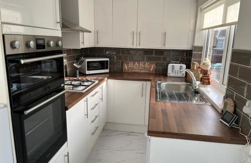 A great place to stay-2 Bedroom House - Foto 15